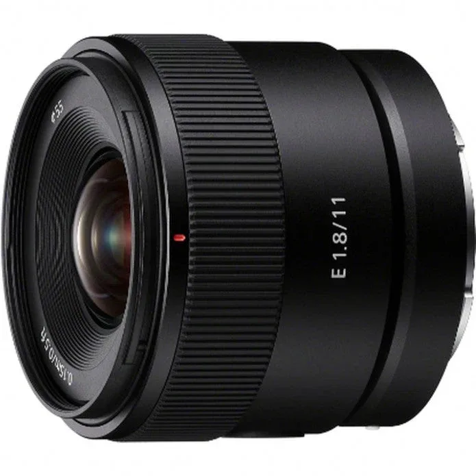 Sony E 11 mm f/1.8 APS-C